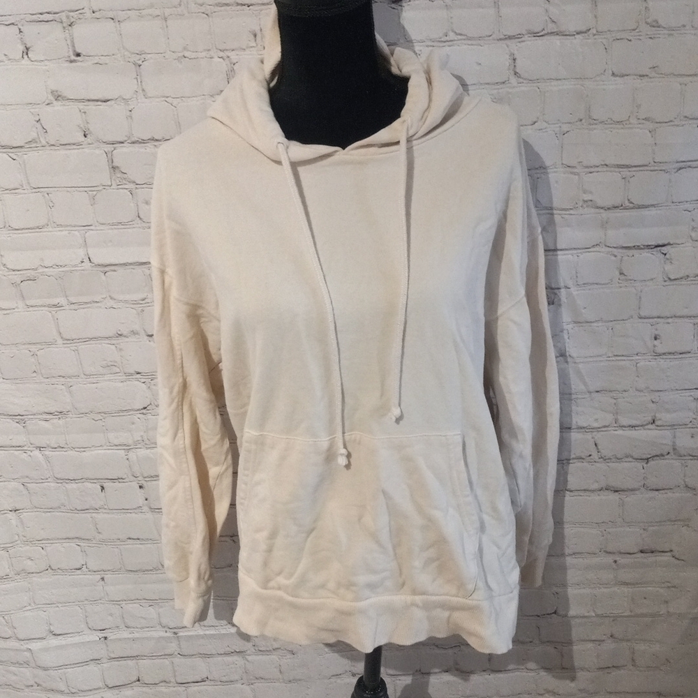 FABLETICS creme colored XS sweatshirt hoodie